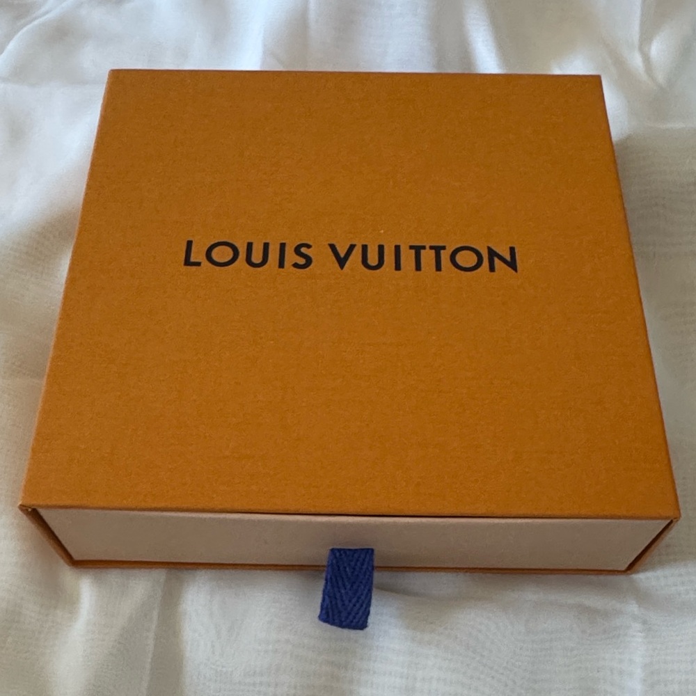 Louis Vuitton 💯% Authentic iconic luxury empty hard gift/storage Box for gifting